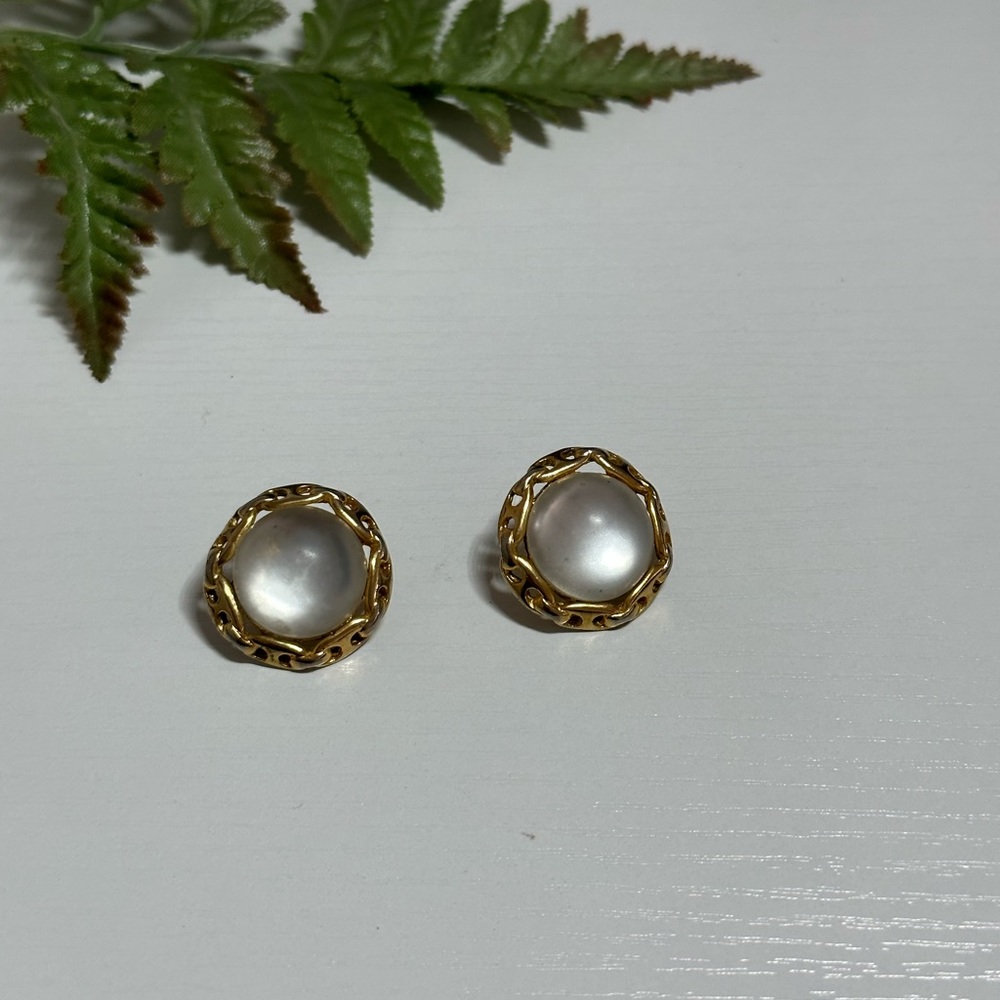 Clear Frosted Gold Chains jewelry earrings